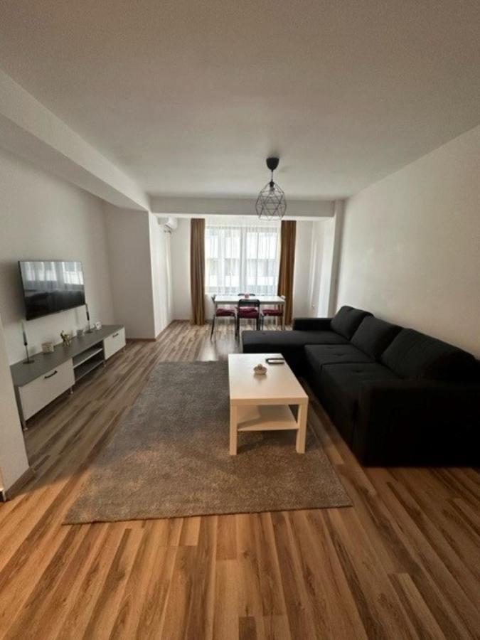 Escape Lounge Apartment Крайова Екстериор снимка