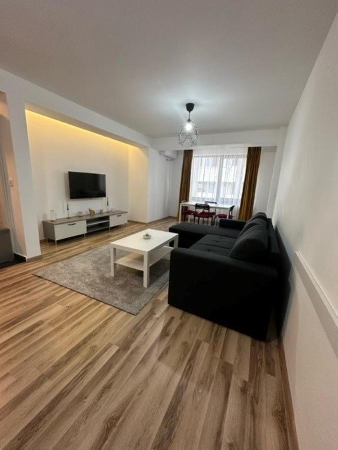 Escape Lounge Apartment Крайова Екстериор снимка