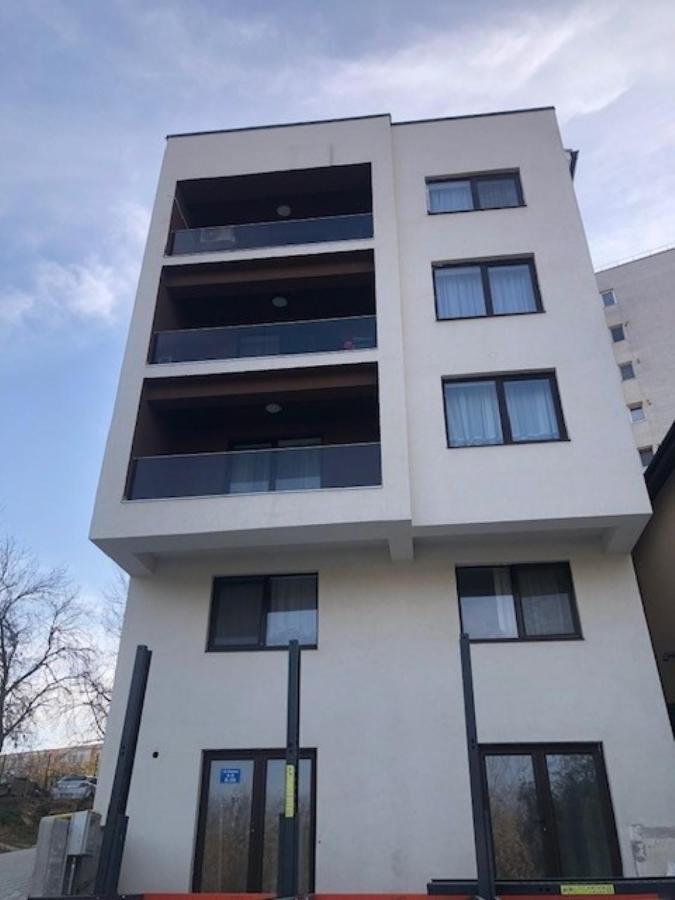 Escape Lounge Apartment Крайова Екстериор снимка