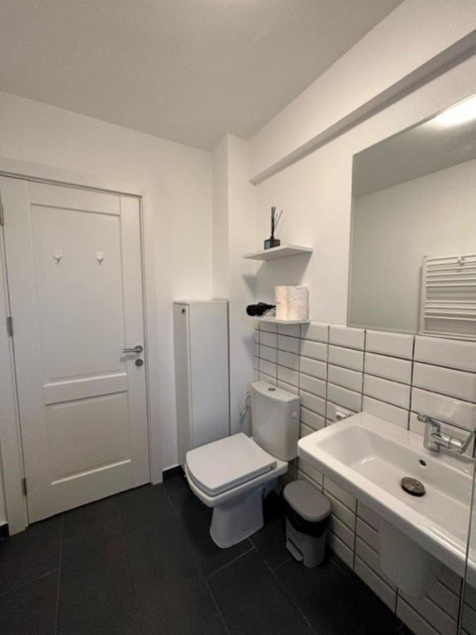 Escape Lounge Apartment Крайова Екстериор снимка